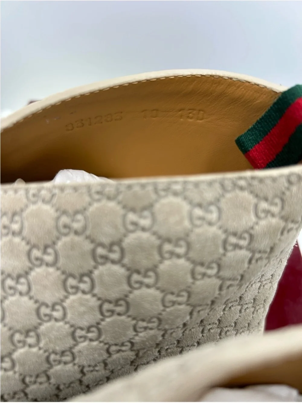 Men’s Gucci GG embossed desert boot size 10 made in Italy